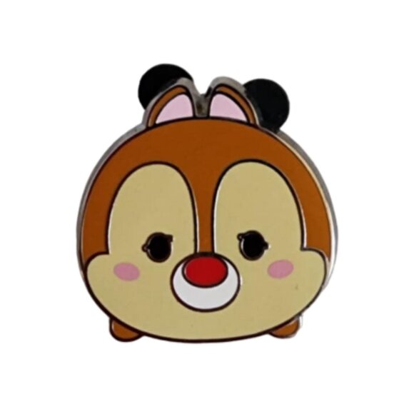 EUC Disney Chipmunk Tsum Tsum Collectible Trading Pin - Picture 1 of 2
